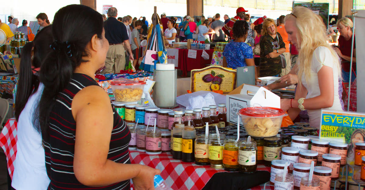 Explore a vibrant blend of fresh produce, artisanal goods, and local arts at the sister cities’ farmers’ markets.